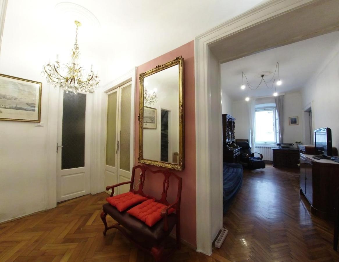 Casa Antica - Historical Apartment In Old City Center ตรีเอสเต ภายนอก รูปภาพ