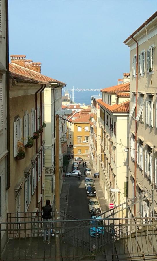 Casa Antica - Historical Apartment In Old City Center ตรีเอสเต ภายนอก รูปภาพ