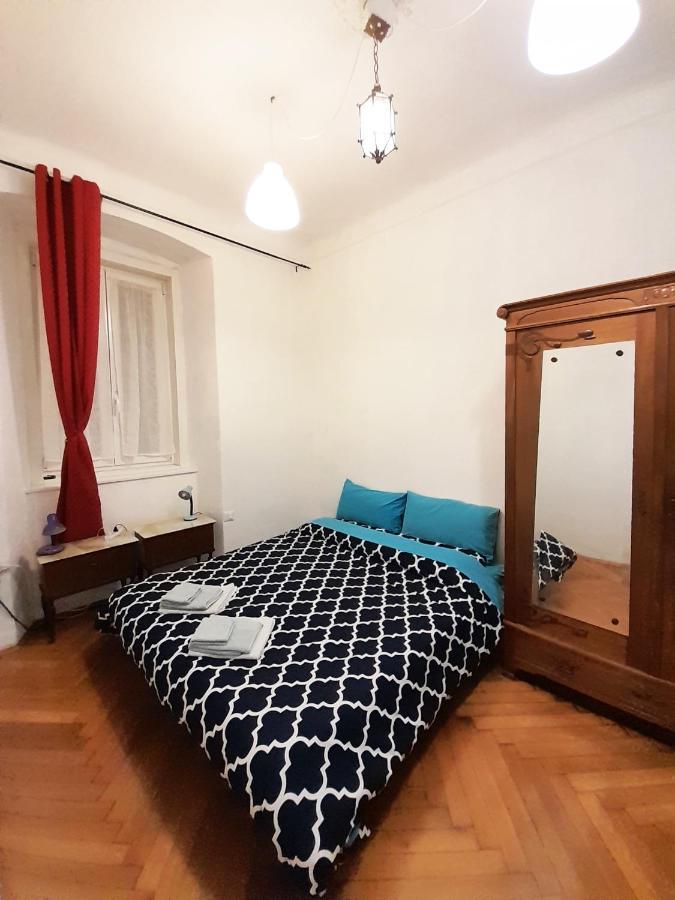 Casa Antica - Historical Apartment In Old City Center ตรีเอสเต ภายนอก รูปภาพ