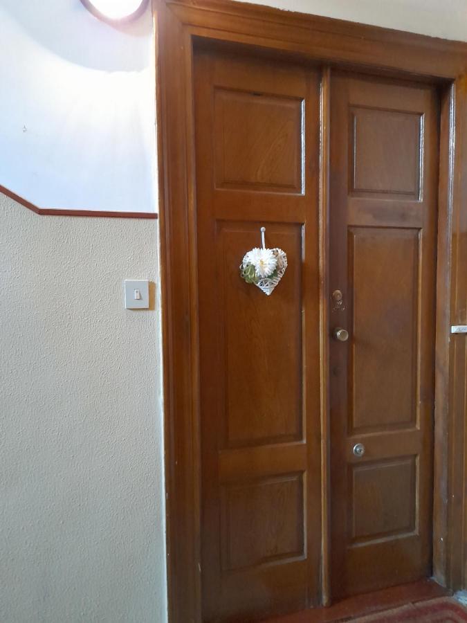 Casa Antica - Historical Apartment In Old City Center ตรีเอสเต ภายนอก รูปภาพ