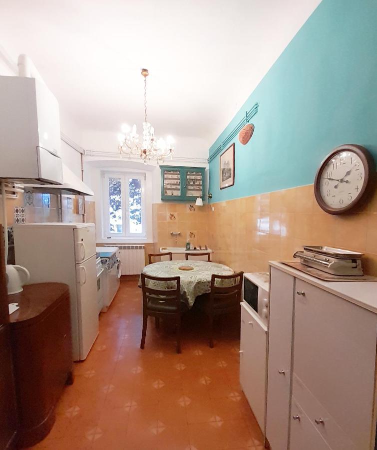 Casa Antica - Historical Apartment In Old City Center ตรีเอสเต ภายนอก รูปภาพ