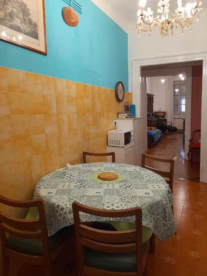 Casa Antica - Historical Apartment In Old City Center ตรีเอสเต ภายนอก รูปภาพ